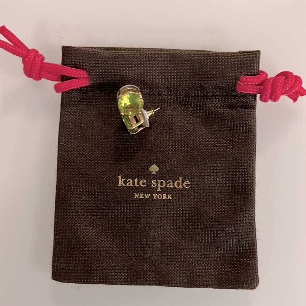 Kate Spade Large Green Crystal Stud Earrings. Basket setting. Worn once. - Picture 3 of 3